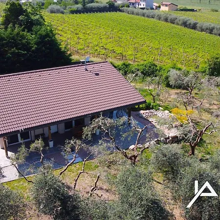 Villa Olive Charme - Immobiliare Azzurra Bardolino